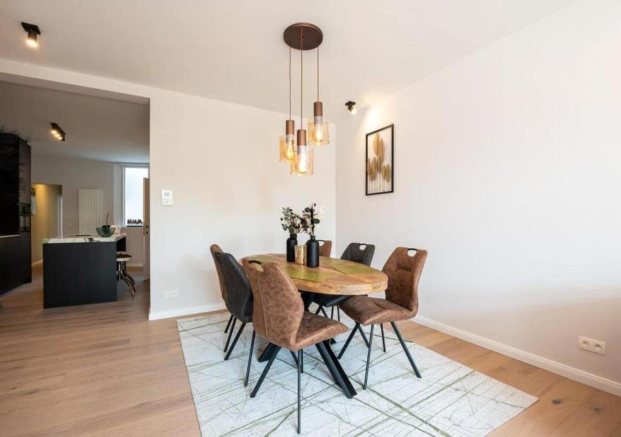 Renovated Art Deco Apartment With Vintage Elements Остенде Екстериор снимка